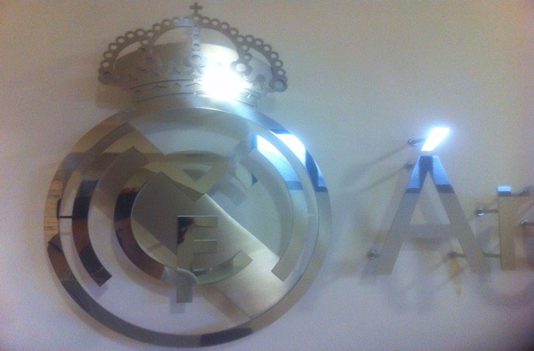 Rotulaci&oacute;n vinilos fachadas Majadahonda